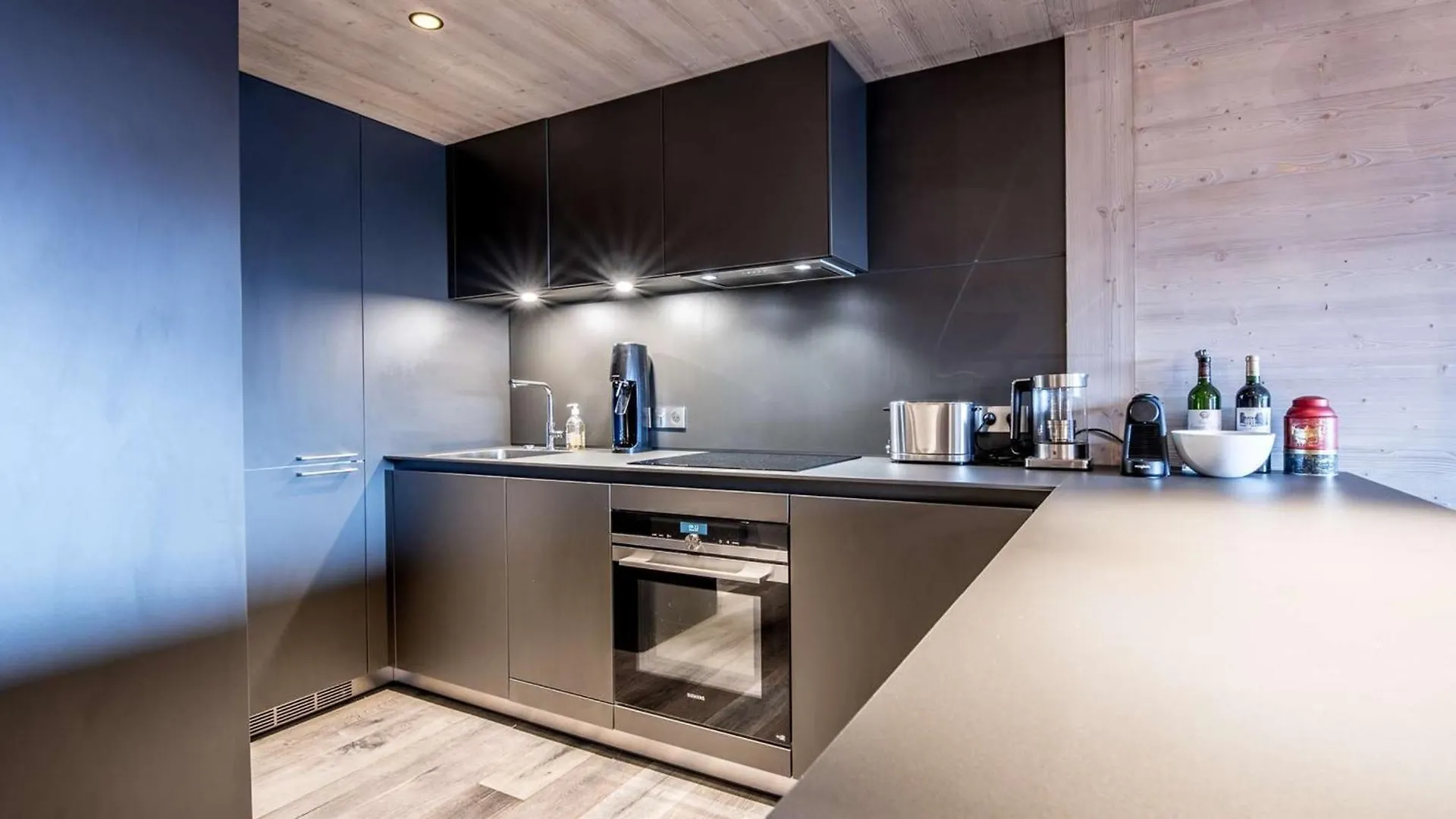 Appartement 51 M² - 4 Pers - Courchevel Village - Centre Station - Proche Pistes - Spa - Parking - Fr-1-631-201